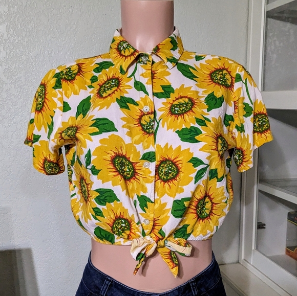 AMERICAN APPAREL Sunflower Crop Top button down - Picture 7 of 7